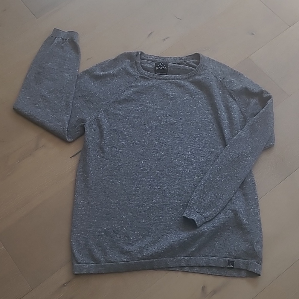 Prana Sweater Men's sz XL Breathe Heather Grey Crewneck Athleisure/Active Shirt